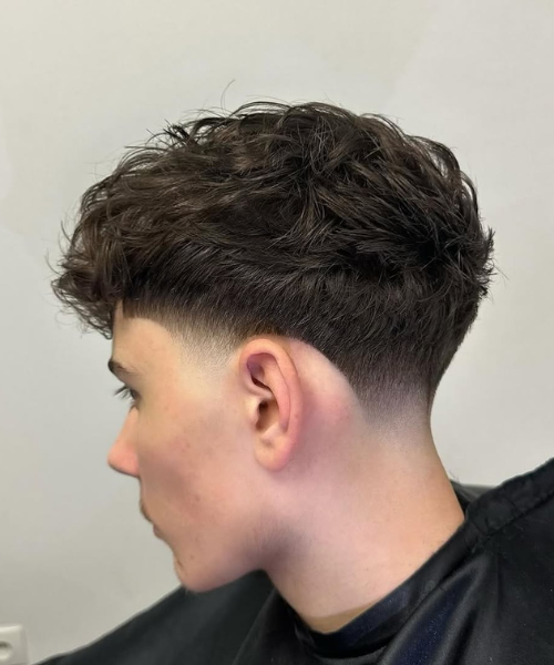 Clippers removing bulk from thick hair sides