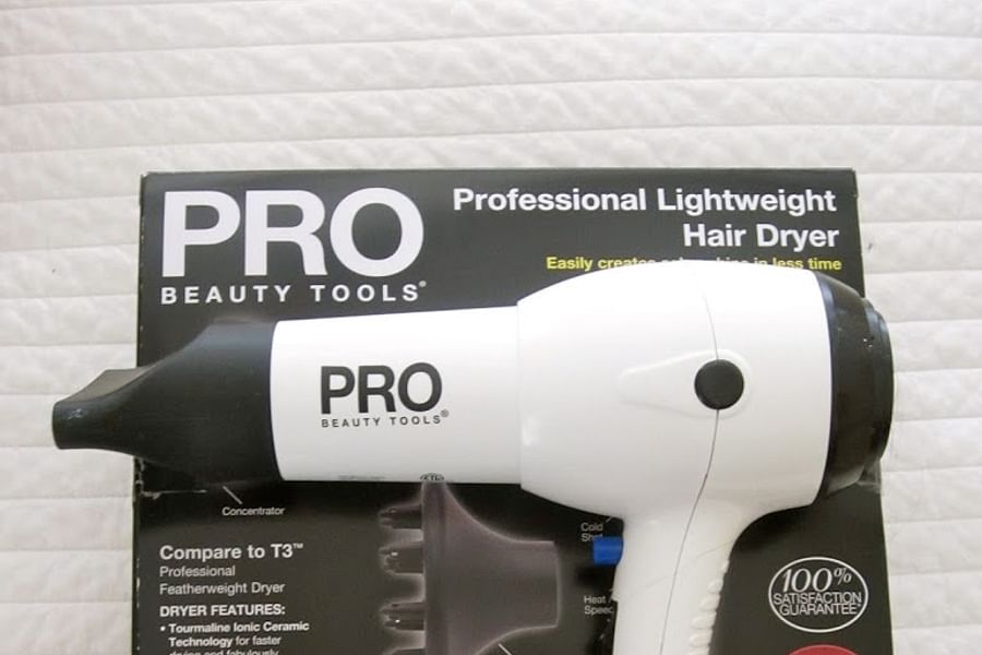 hair dryer with attachments