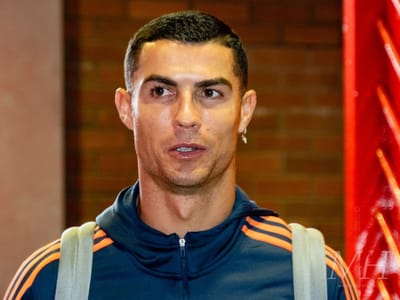 Reviving Hairlines: Top Black Men's Haircuts for Receding Hairline