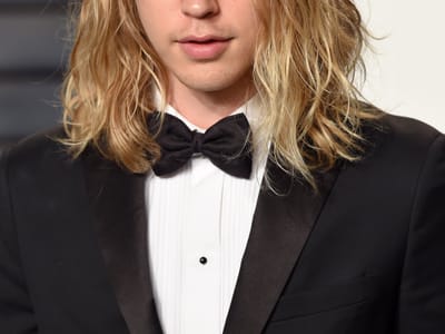 Taming Thick Locks: The Best Hair Products for Men with Long Hair